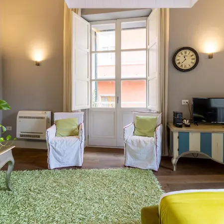 Guest house Hotiday Porto 3*